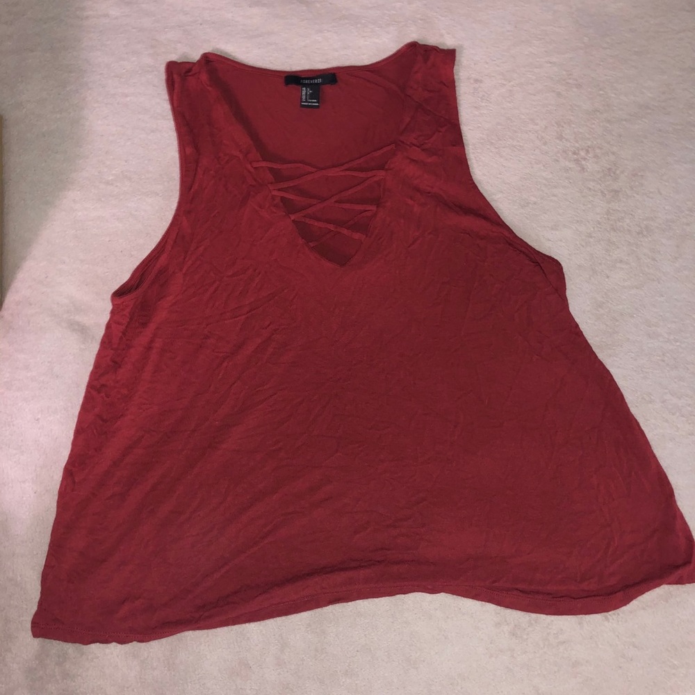 burgundy crop top